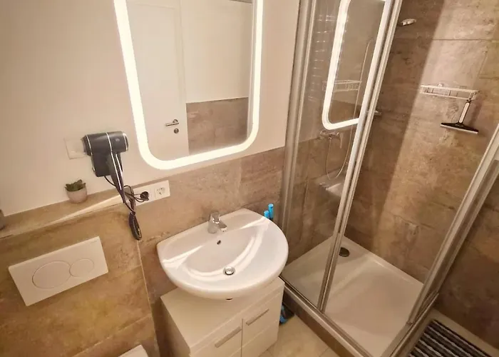 Stylish I Free Parking Apartamento *